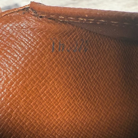 Louis Vuitton Portefeuille Sarah Long Bifold Wallet Monogram Canvas Leather - Picture 14 of 15